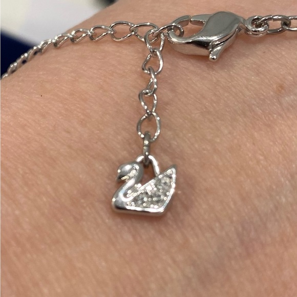 Swarovski angelic necklace - Picture 6 of 6